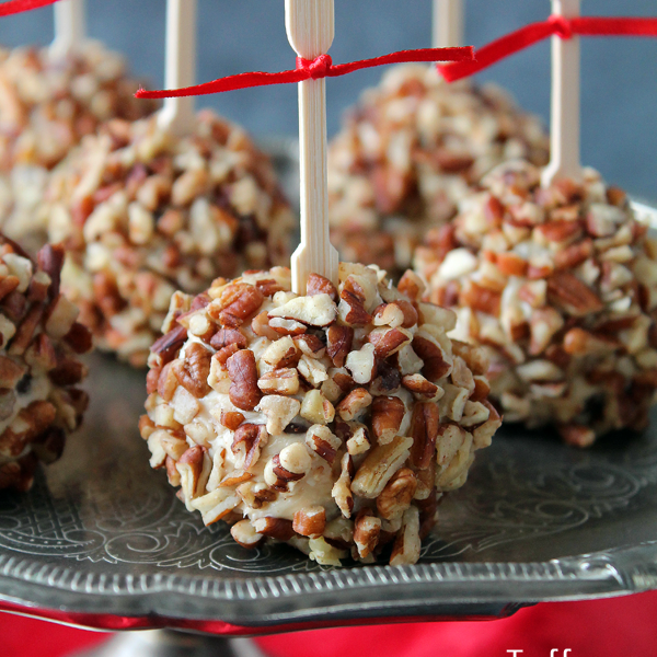 Mini Toffee Chocolate Cheese Ball - a great party appetizer or dessert!
