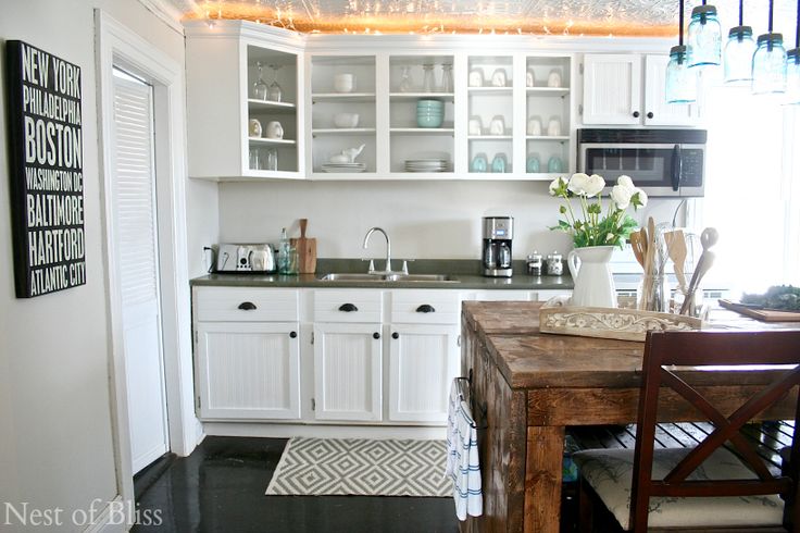 1 Farmhouse Kitchen Tour 