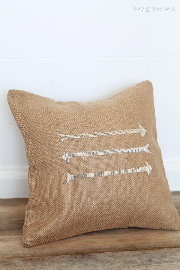 Simple cushion cover store design