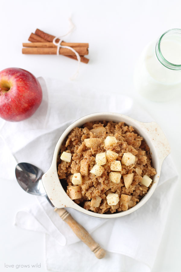 Apple Cinnamon Baked Oatmeal - Soft, sweet apples baked into creamy, cinnamon-infused oatmeal is a delicious way to start the morning! | LoveGrowsWild.com