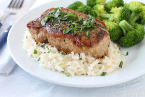 Juicy, tender pork chops with a flavorful herb rub! Such a quick and healthy dinner idea! | LoveGrowsWild.com