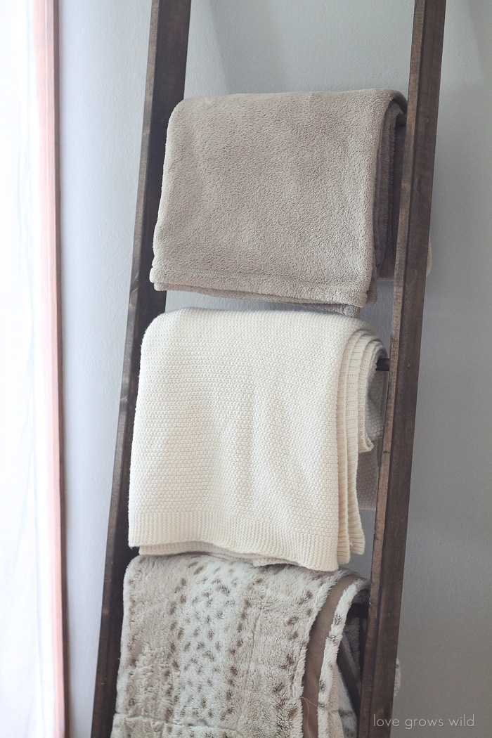 Diy wall mounted online blanket ladder