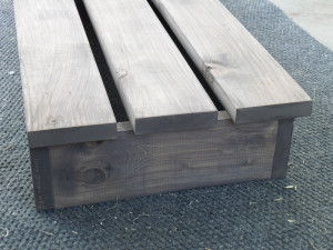 Add extra seating with this beautiful and easy DIY Outdoor Bench! | Tutorial at LoveGrowsWild.com