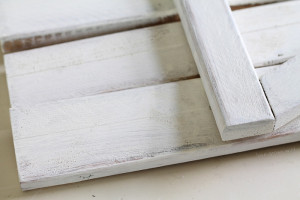 The EASY way to distress paint with Vaseline! Little effort and no sanding required! | LoveGrowsWild.com