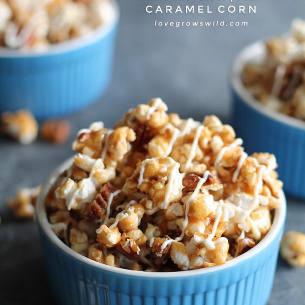 Learn how to make homemade caramel corn from scratch! It's easier than you think! Step-by-step instructions at LoveGrowsWild.com