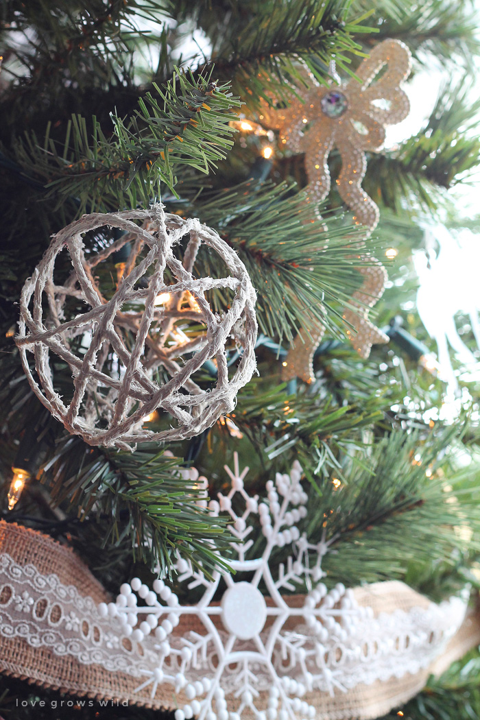 String Ball Christmas Ornament Tutorial 