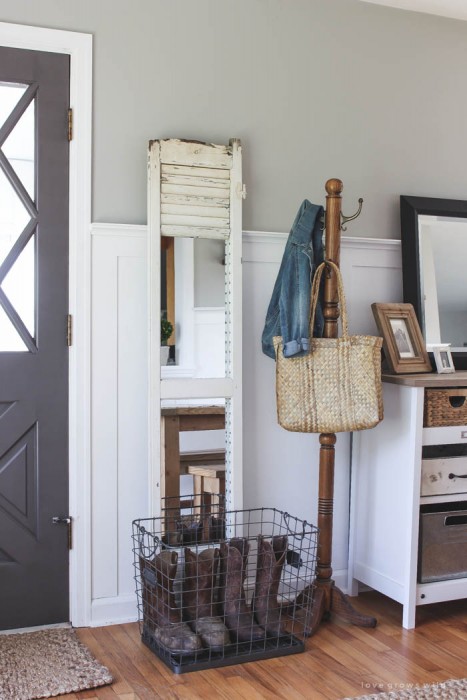 Learn how to take an old shutter and turn it into a beautiful mirror with tons of farmhouse charm! | LoveGrowsWild.com