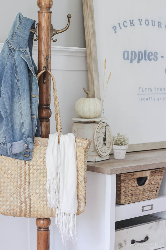 See more photos of this beautiful farmhouse dining room decorated for fall at LoveGrowsWild.com