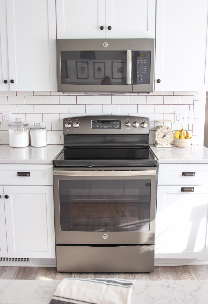 Follow along the makeover of this beautiful farmhouse kitchen! In this post, Liz shares the appliances she picked and why. Click for more photos and details!