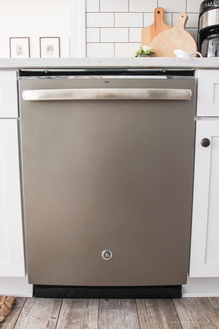 Sleek and Chic: GE Expands Popular Slate Finish to More Appliances