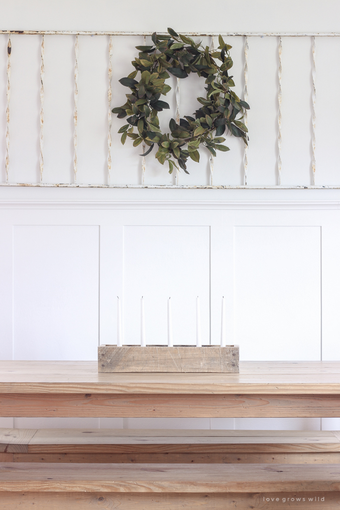 Check out this beautifully decorated farmhouse-style living and dining room!