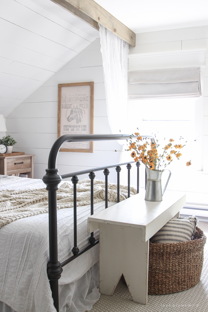 A beautiful farmhouse bedroom decorated with simple touches of fall!