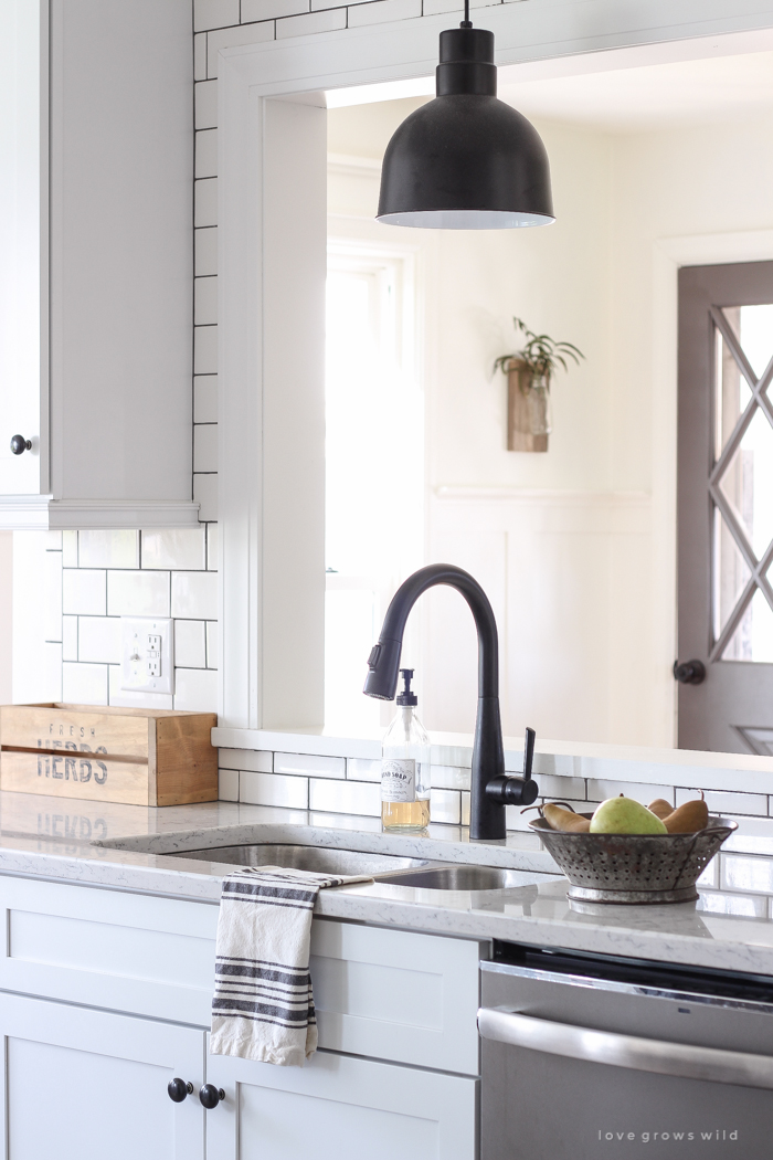 A beautiful farmhouse kitchen decorated with simple touches of fall!