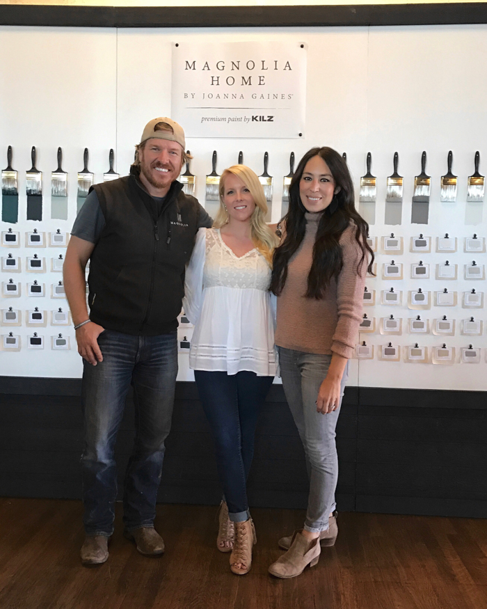 Joanna Gaines Has One Useful Tip To Prevent Spills While Pouring Paint