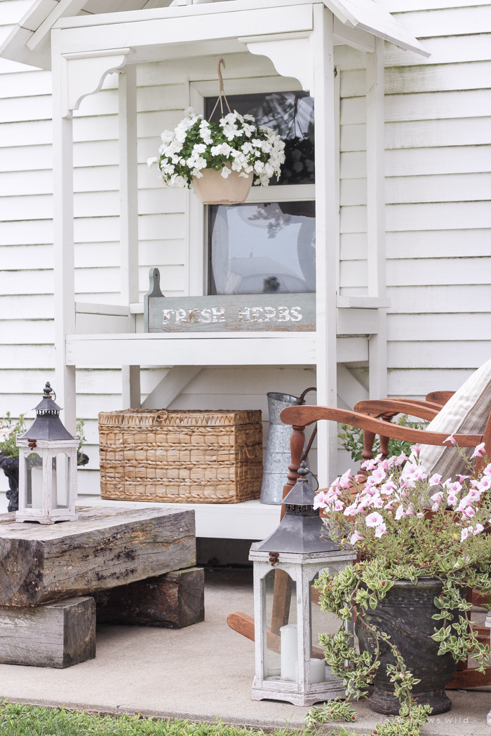 A simple patio perfectly designed for summer relaxation