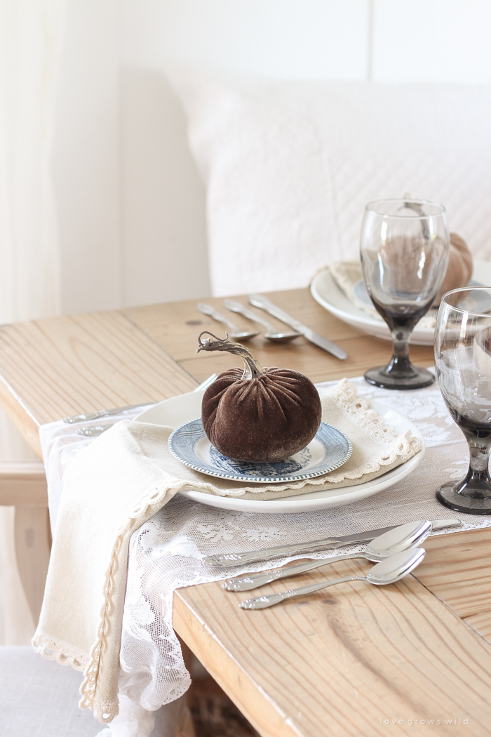 Learn simple fall decorating tips from this beautiful country harvest themed fall tablescape