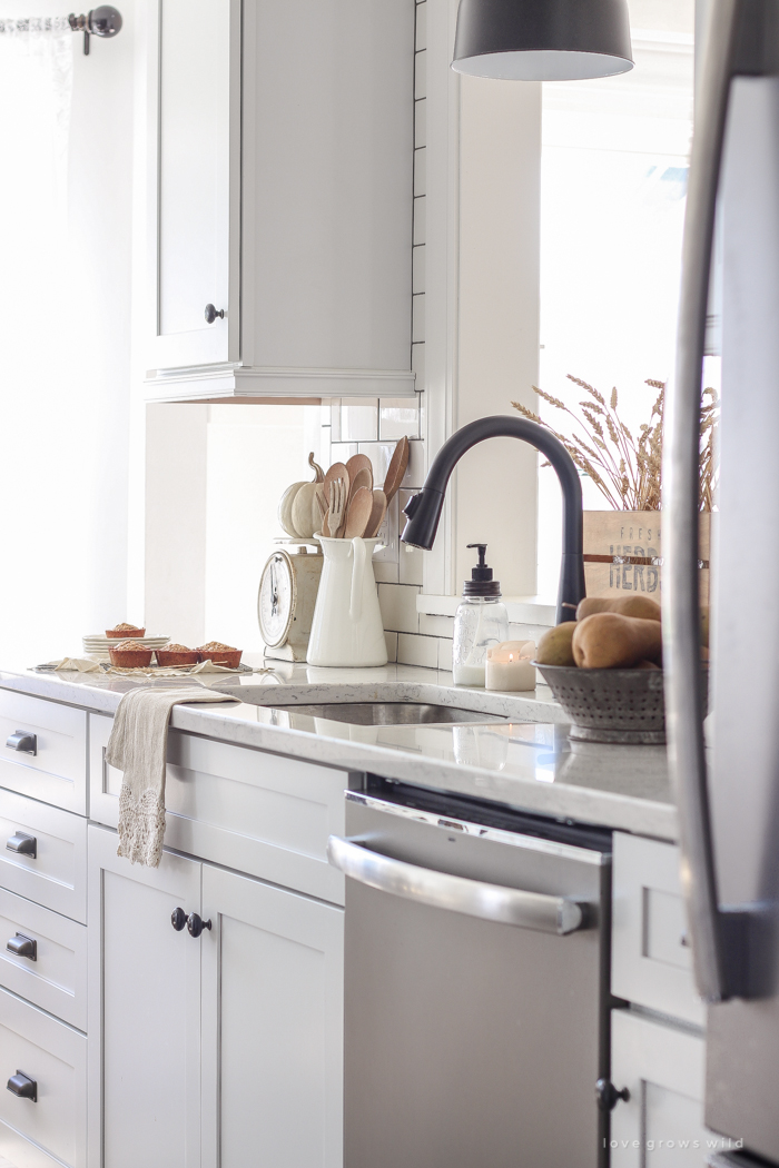 A beautiful farmhouse kitchen decorated with simple, cozy touches of fall!