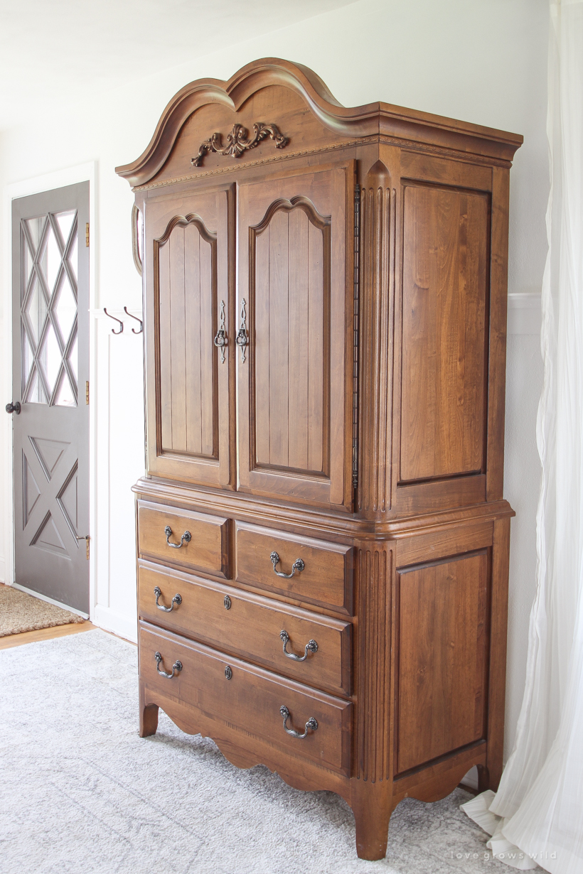 A stunning armoire makeover with chalk paint + the best technique for antiquing furniture! 