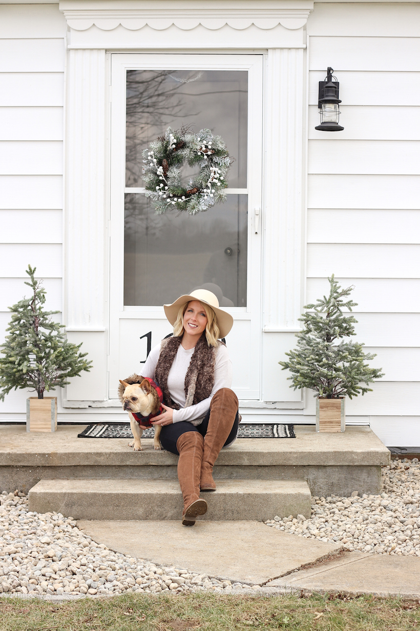 Farmhouse Entryway Makeover - Farmhouse on Boone