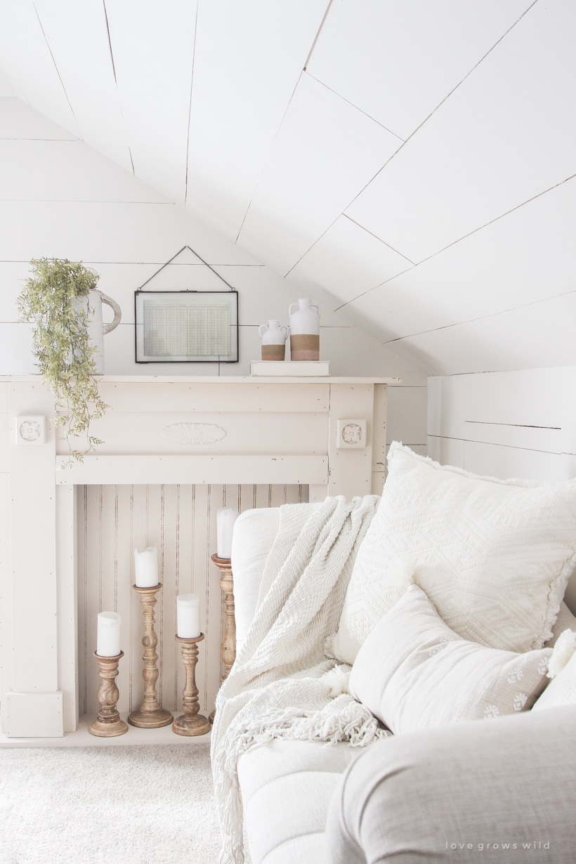 Step inside home and lifestyle blogger Liz Fourez's charming master bedroom with gorgeous farmhouse details and neutral color palette. 