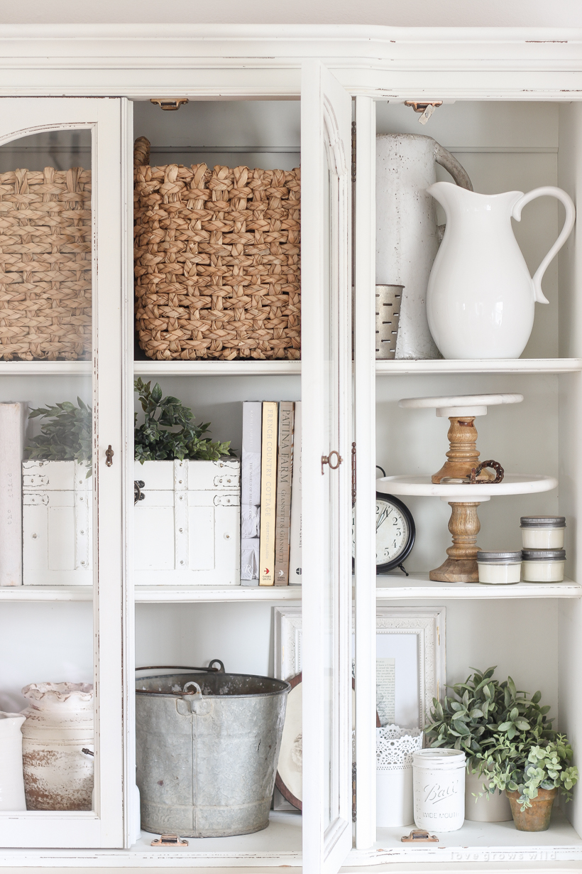 https://lovegrowswild.com/wp-content/uploads/2019/01/Organizing-Storing-Home-Decor-3.jpg