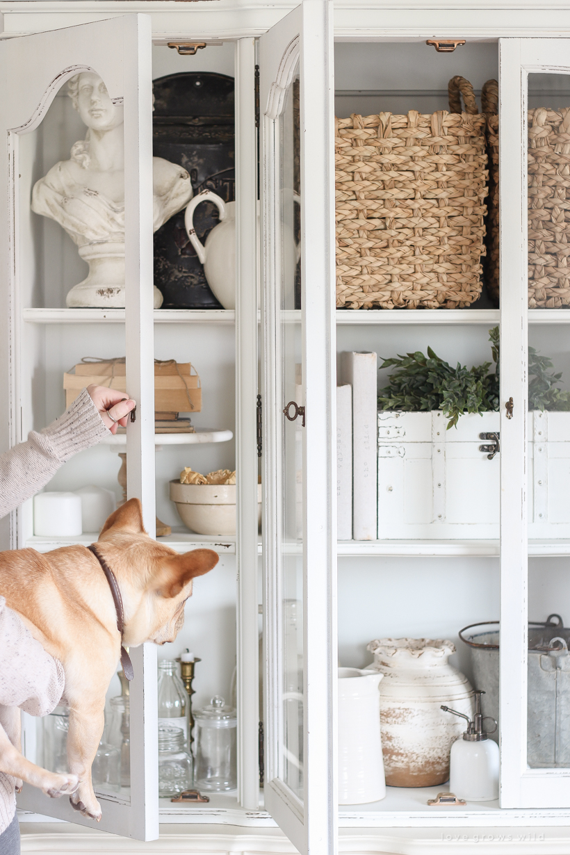 Home and lifestyle blogger Liz Fourez shares the best way to organize and store home decor. 