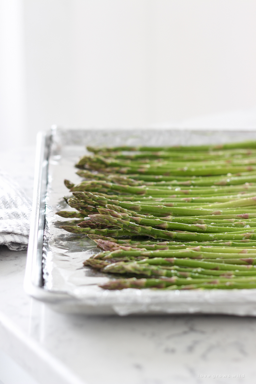 Easy one pan dinner idea for Roasted Shrimp and Asparagus that is healthy and ready in under 30 minutes!