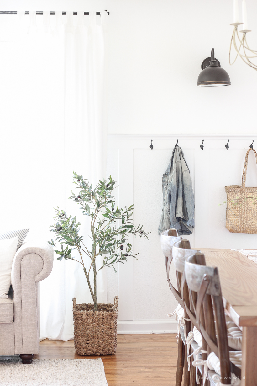 Creating A Simple Entryway In A Small Space Love Grows Wild