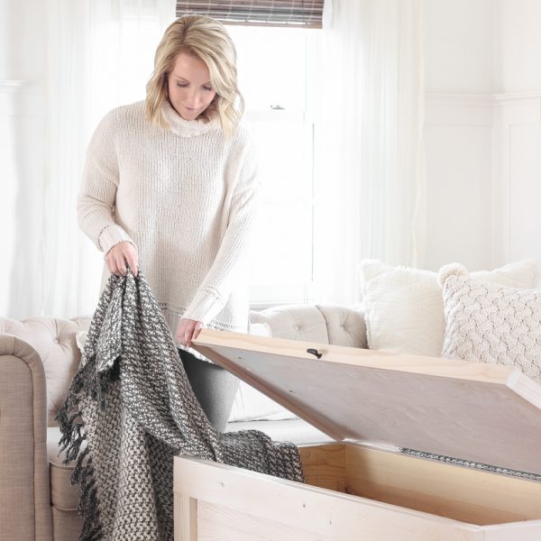Creative ideas for storing and displaying your favorite cozy throw blankets