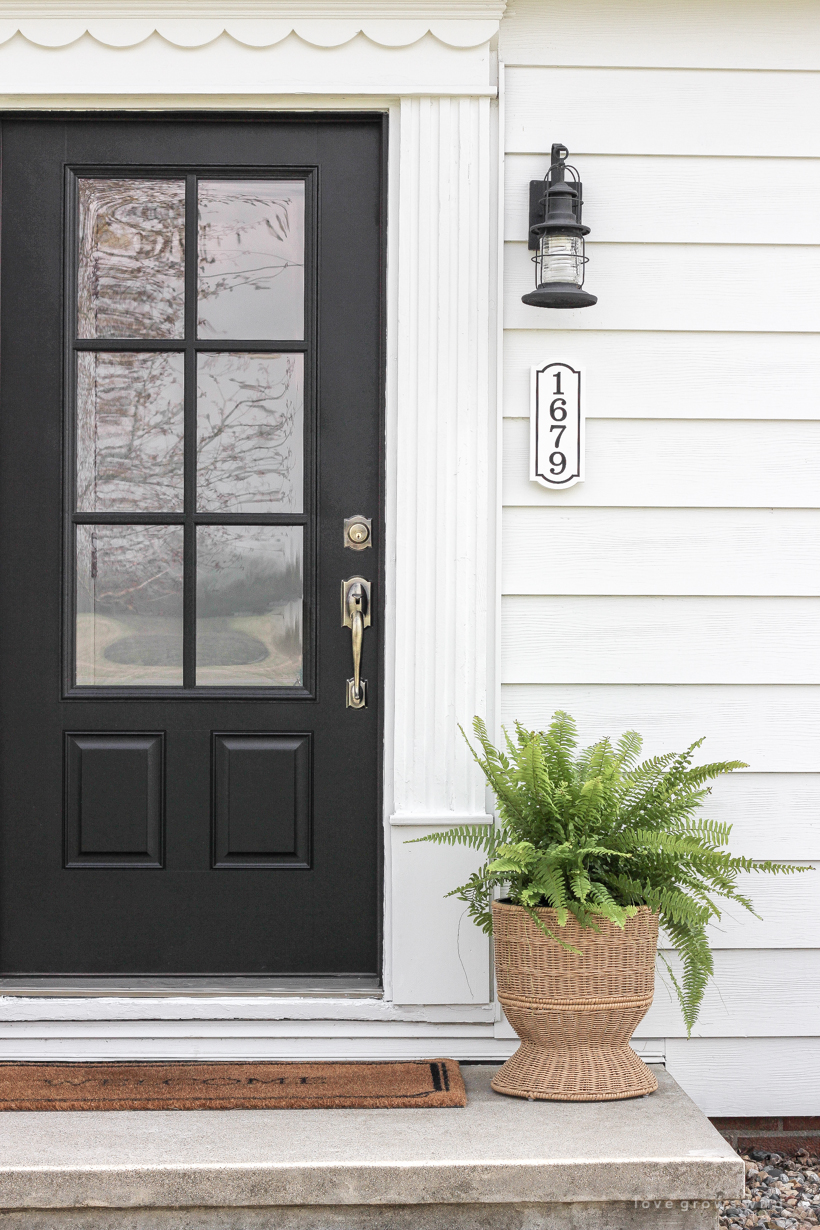 Creating a Simple Entryway in a Small Space - Love Grows Wild