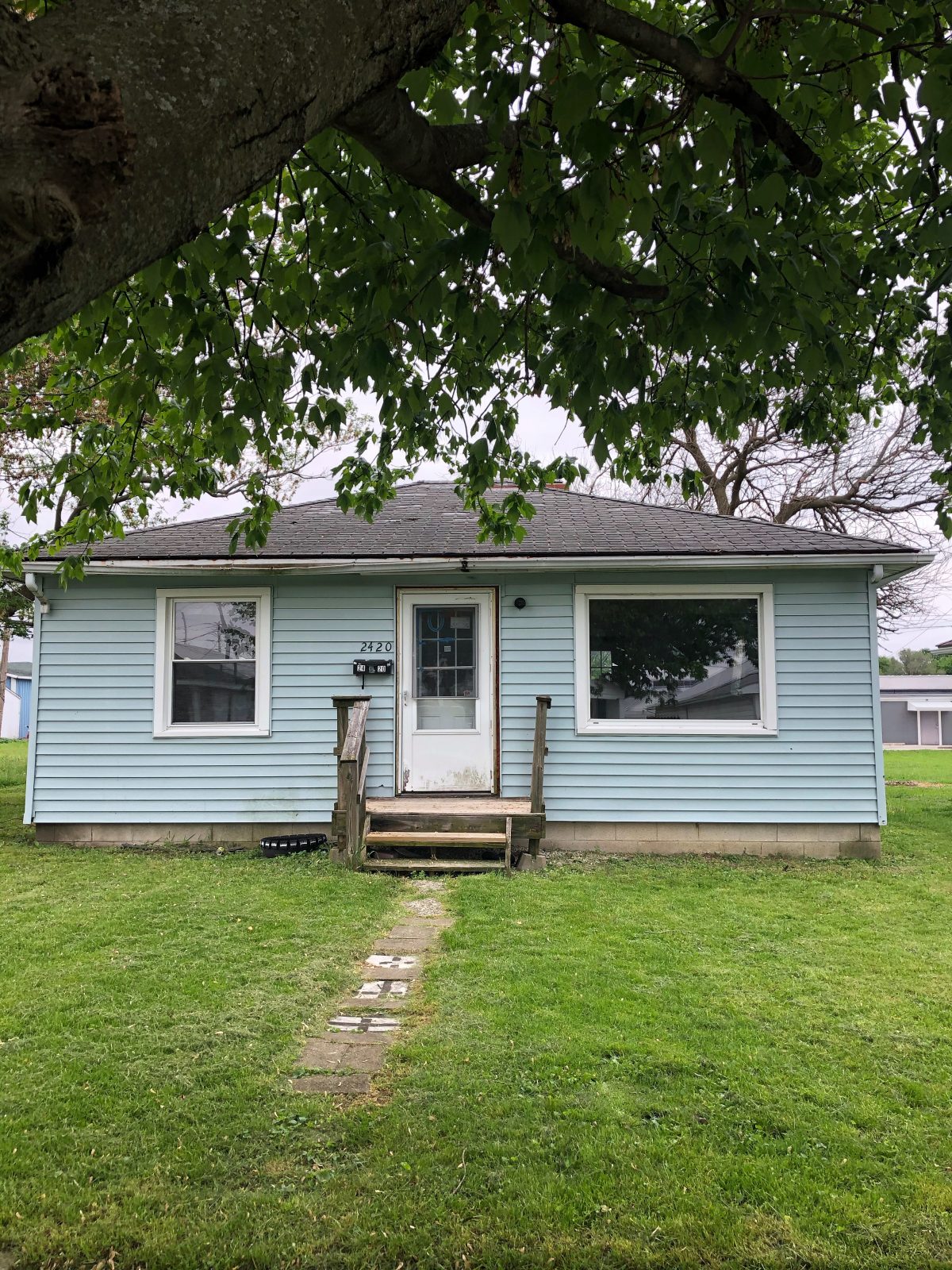 A new house remodel project you won't want to miss! Come see the before photos and our plans for this cute, little flip!