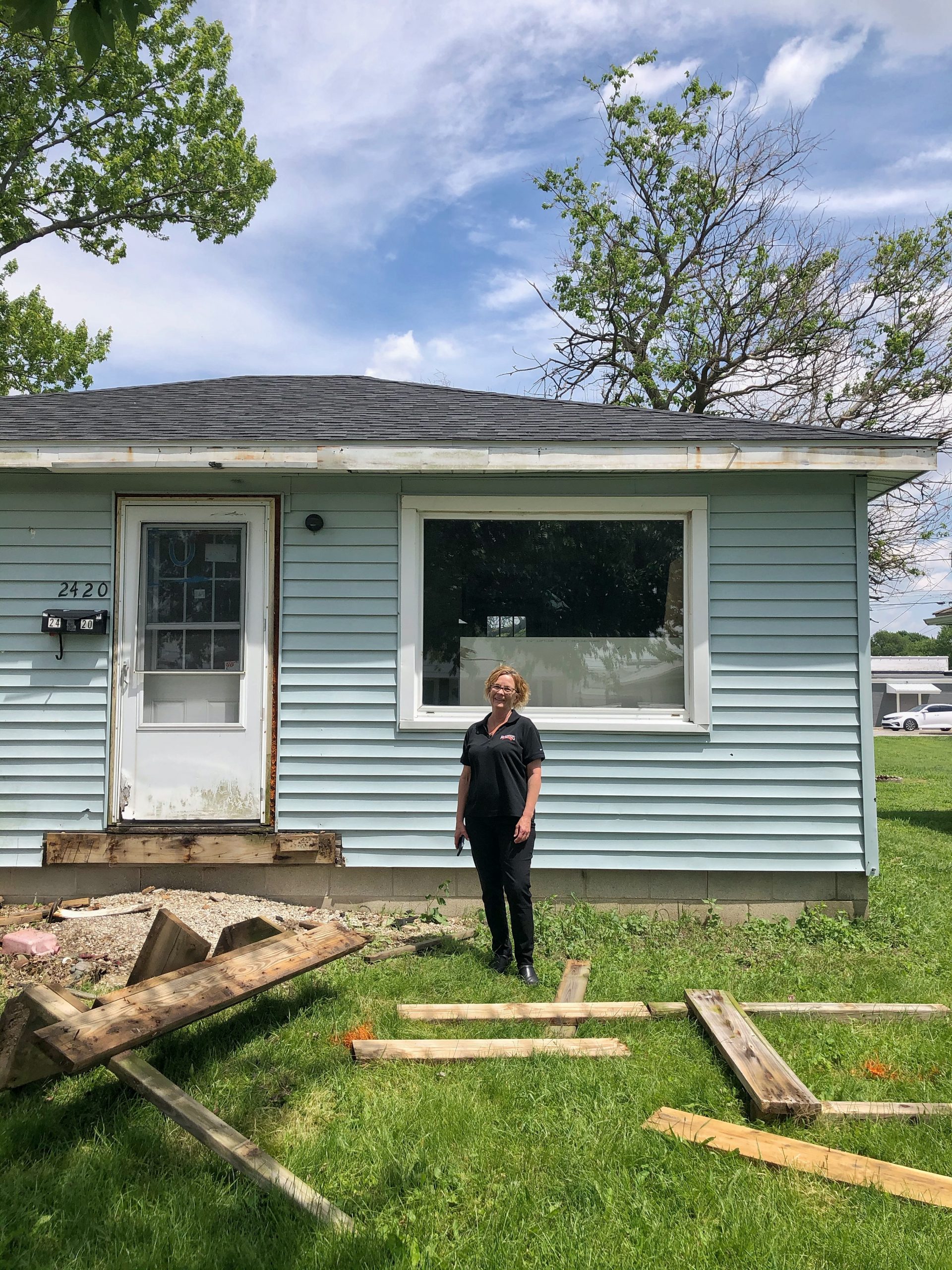 A new house remodel project you won't want to miss! Come see the before photos and our plans for this cute, little flip!