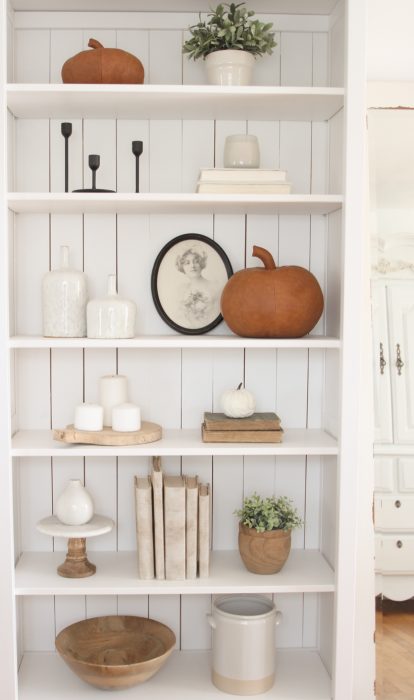 Home blogger and interior decorator Liz Fourez gives ideas for decorating your shelves for fall
