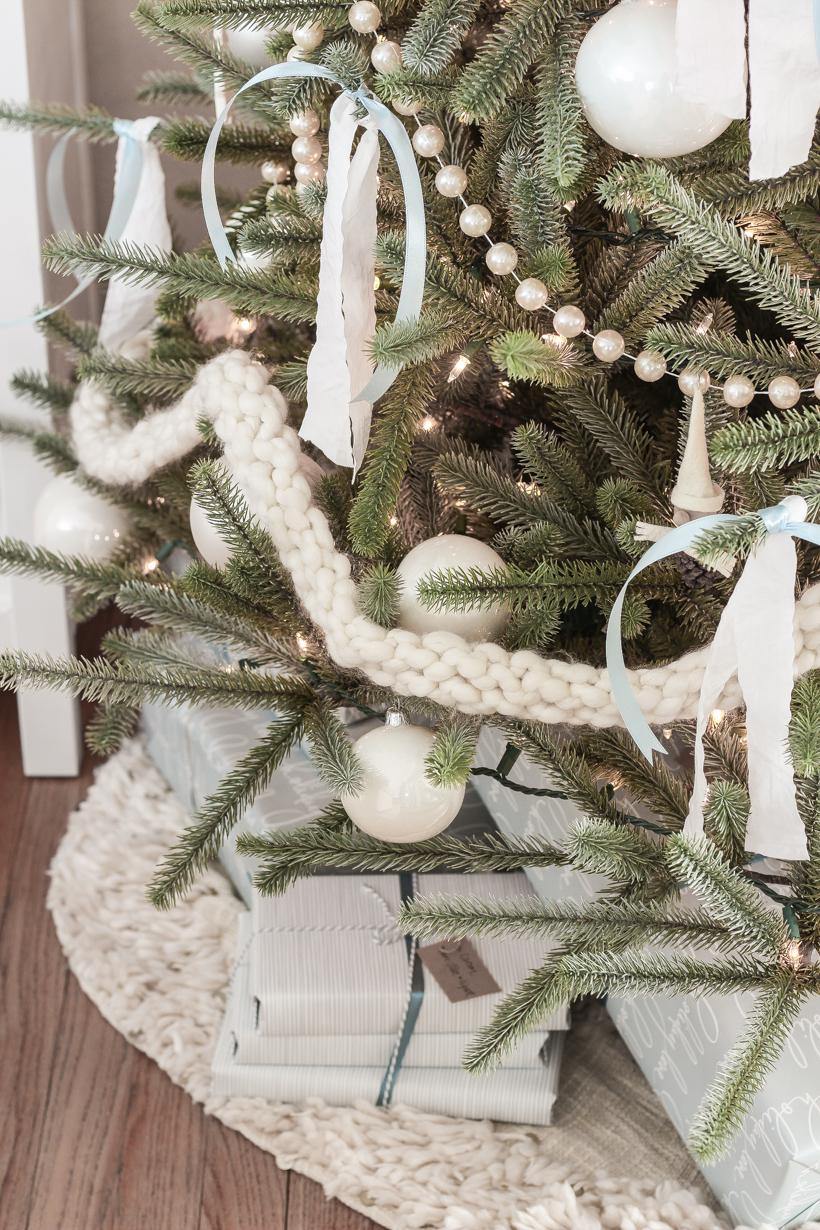 Interior decorator and home blogger Liz Fourez shares her beautiful Christmas tree and living room