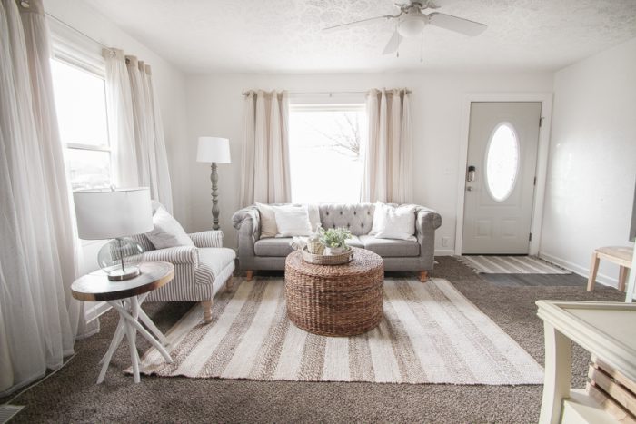 A small rental home decorated in a cozy beachy cottage style on a budget! Get all the details from home blogger and interior decorator Liz Fourez of lovegrowswild.com