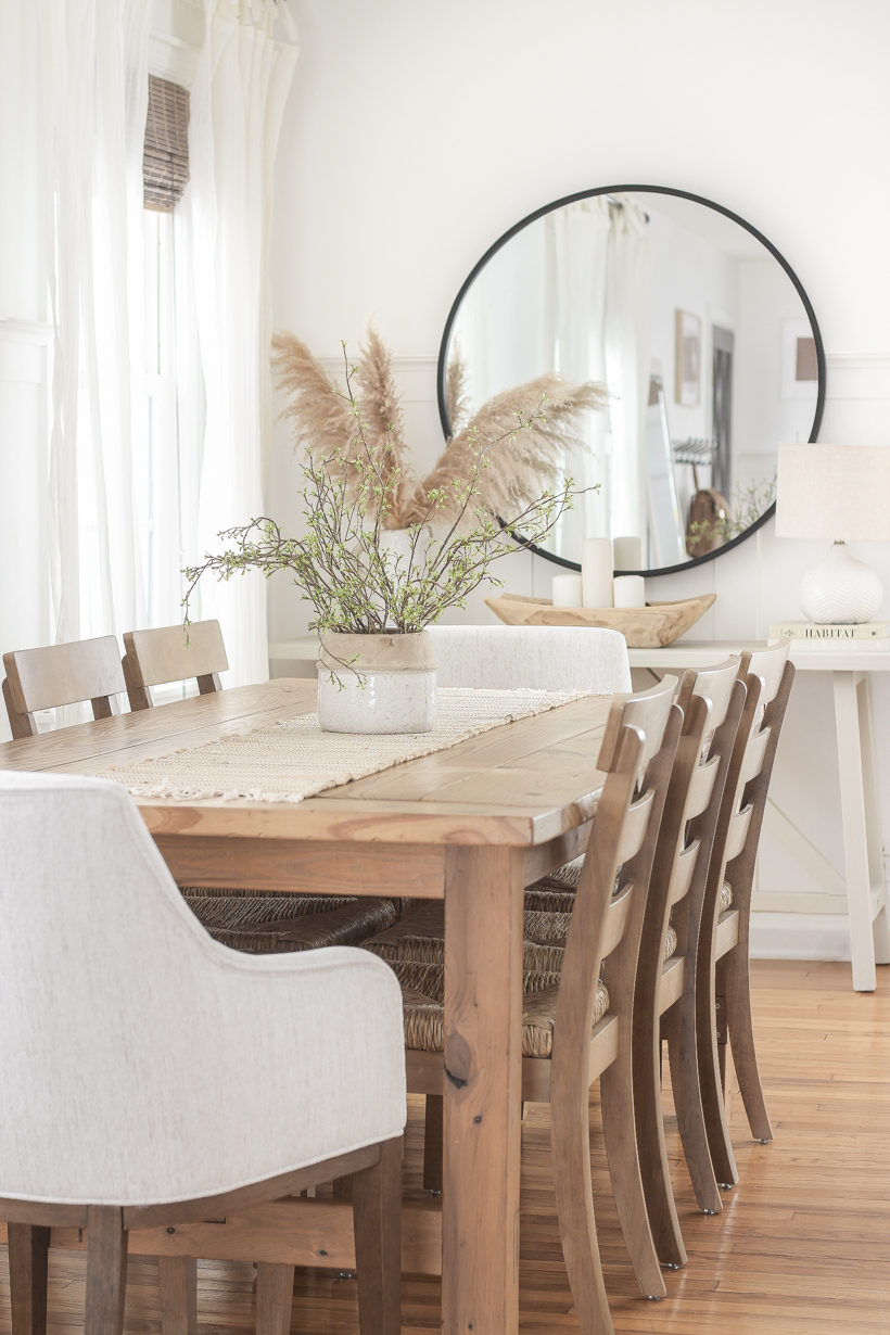 Home blogger and interior decorator Liz Fourez adds new chairs in her dining room for a simple and stylish update.