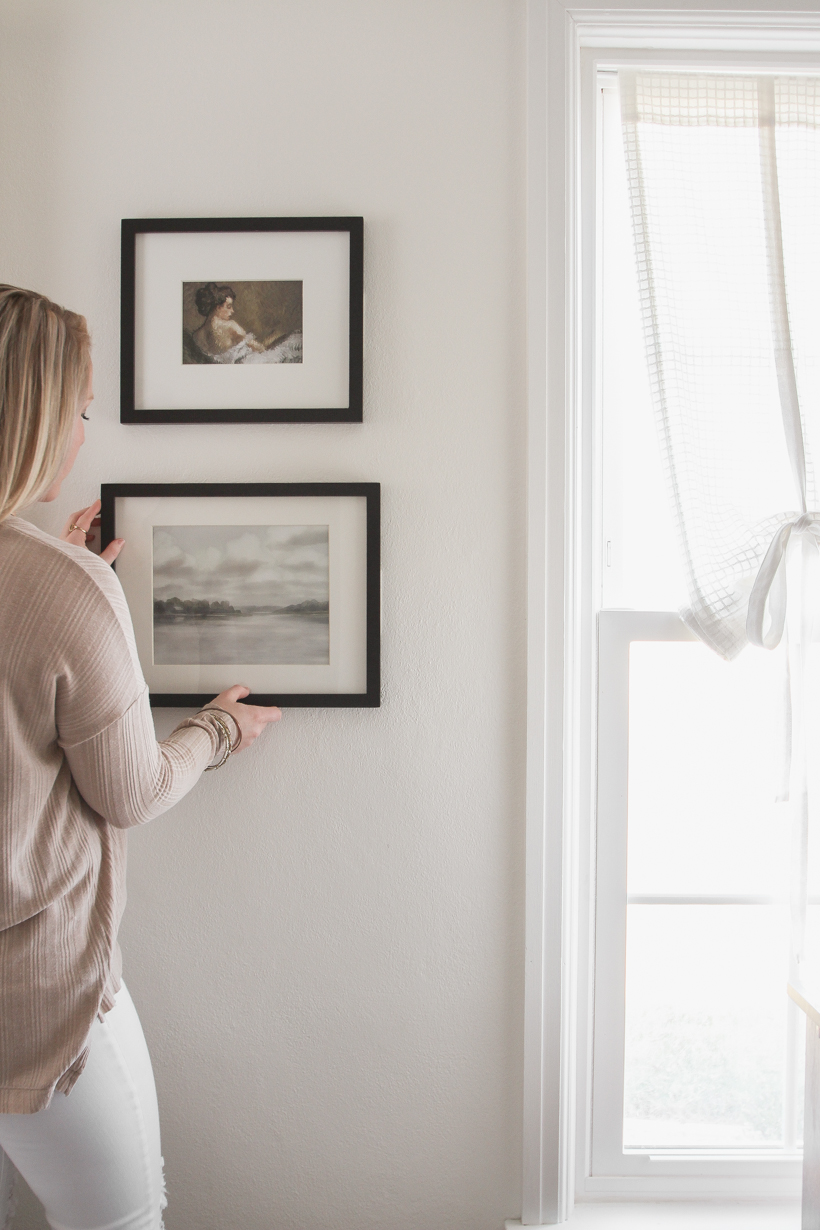 A Mini Office in the Entryway - Love Grows Wild