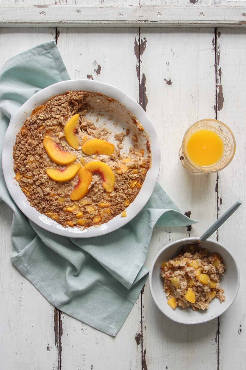 Blogger Liz Fourez of LoveGrowsWild.com shares a delicious peach baked oatmeal that is perfect for brunch or prepping a healthy breakfast for the week ahead.