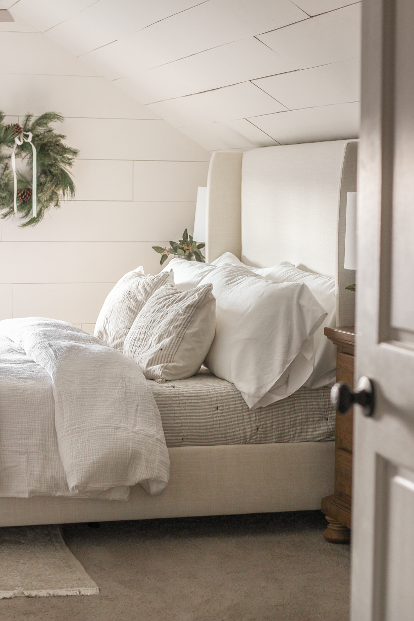 Home blogger and interior decorator Liz Fourez shares a bedroom refresh for Christmas