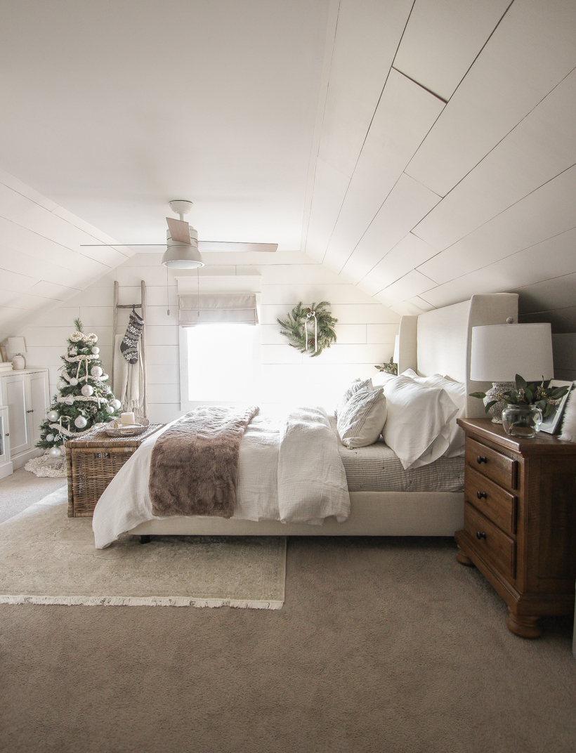 Home blogger and interior decorator Liz Fourez shares a bedroom refresh for Christmas