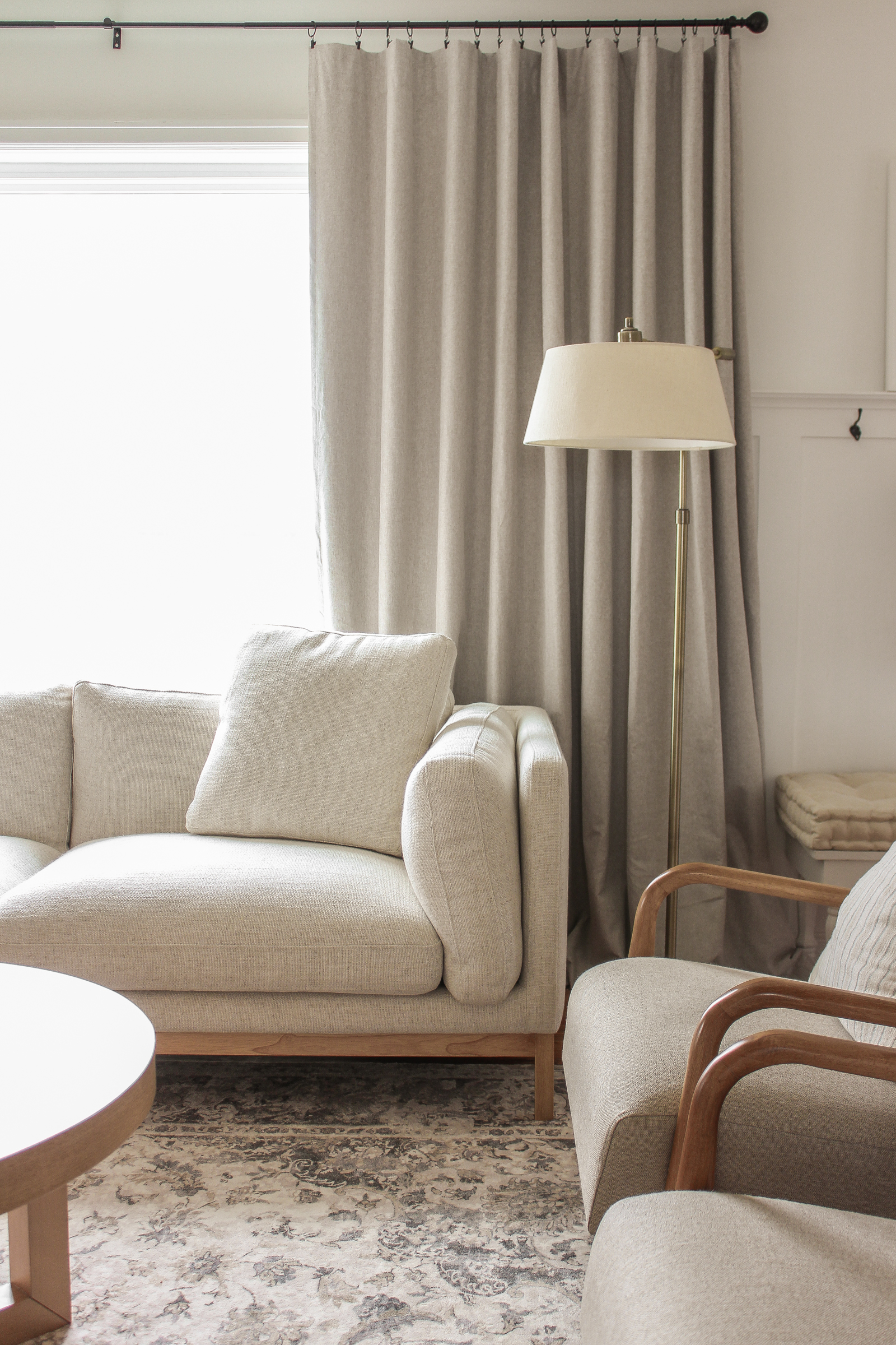 beautiful cozy neutral living room