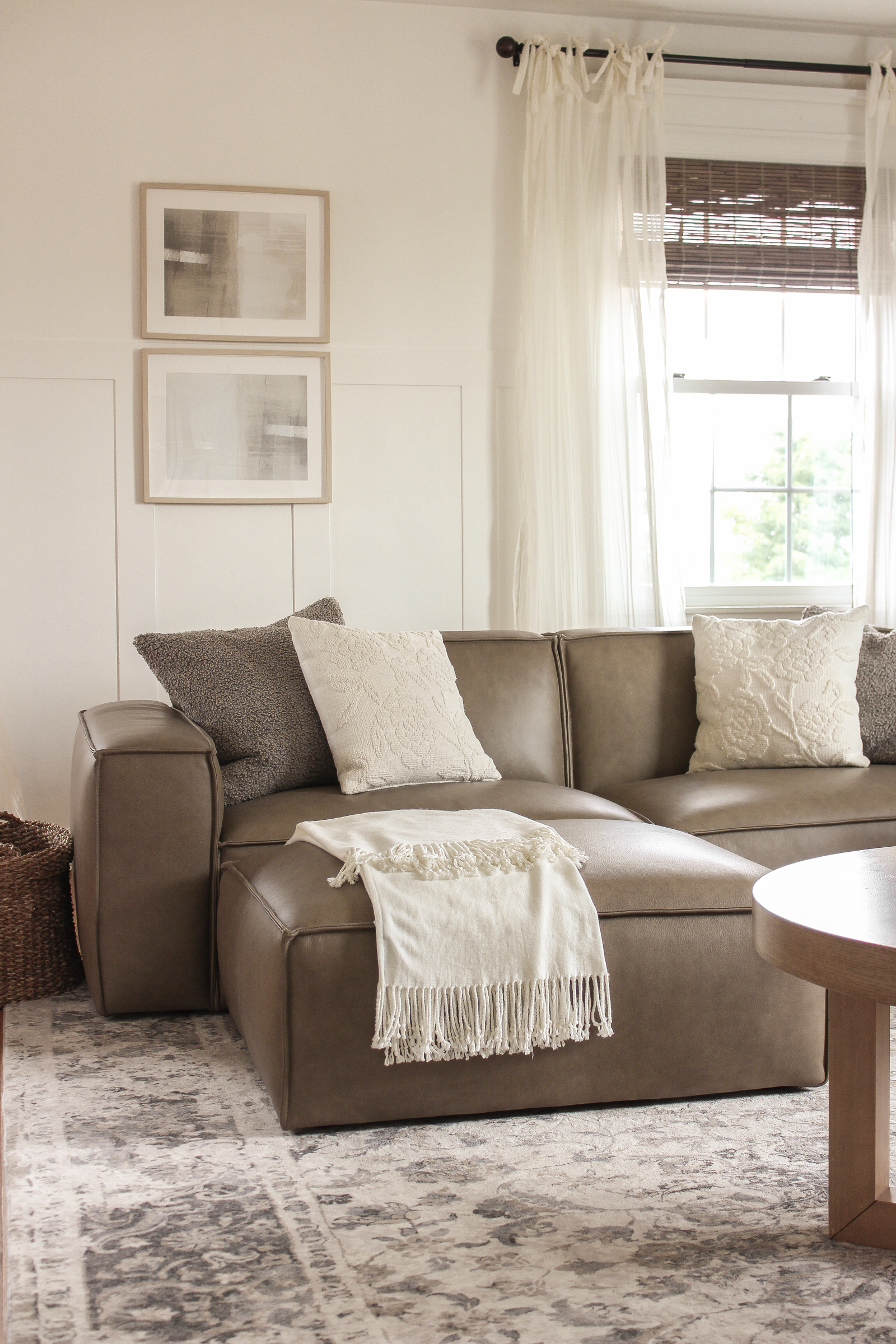 beautiful cozy neutral living room