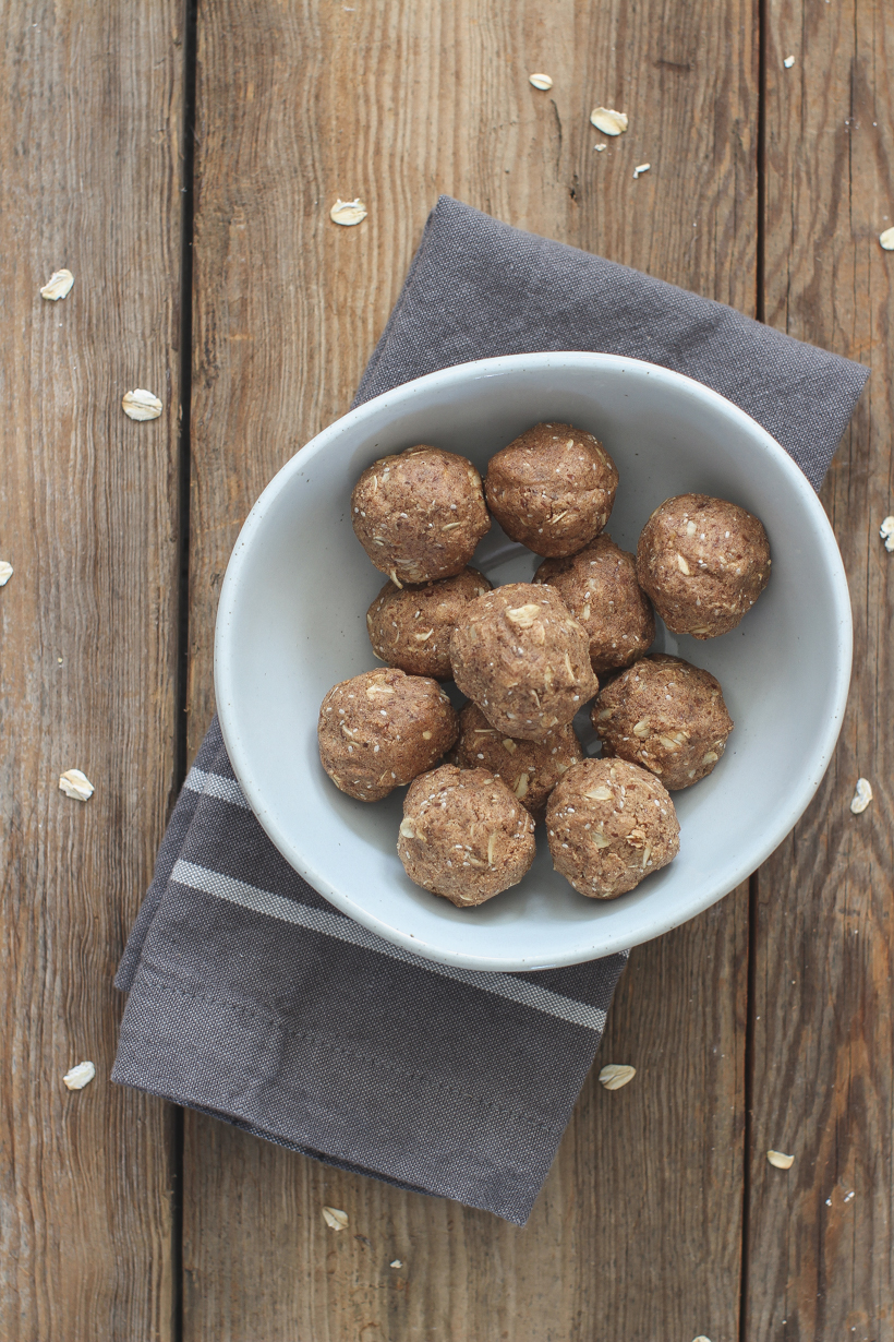 A delicious bite-size protein-filled snack you'll always want to keep on hand. Perfect for busy days on-the-go or before your workout!