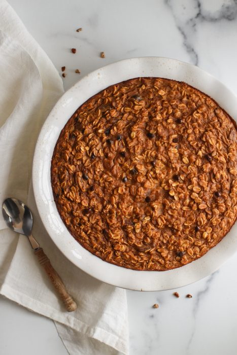 The best fall flavors in an easy, delicious breakfast - Maple Pumpkin Pecan Baked Oatmeal