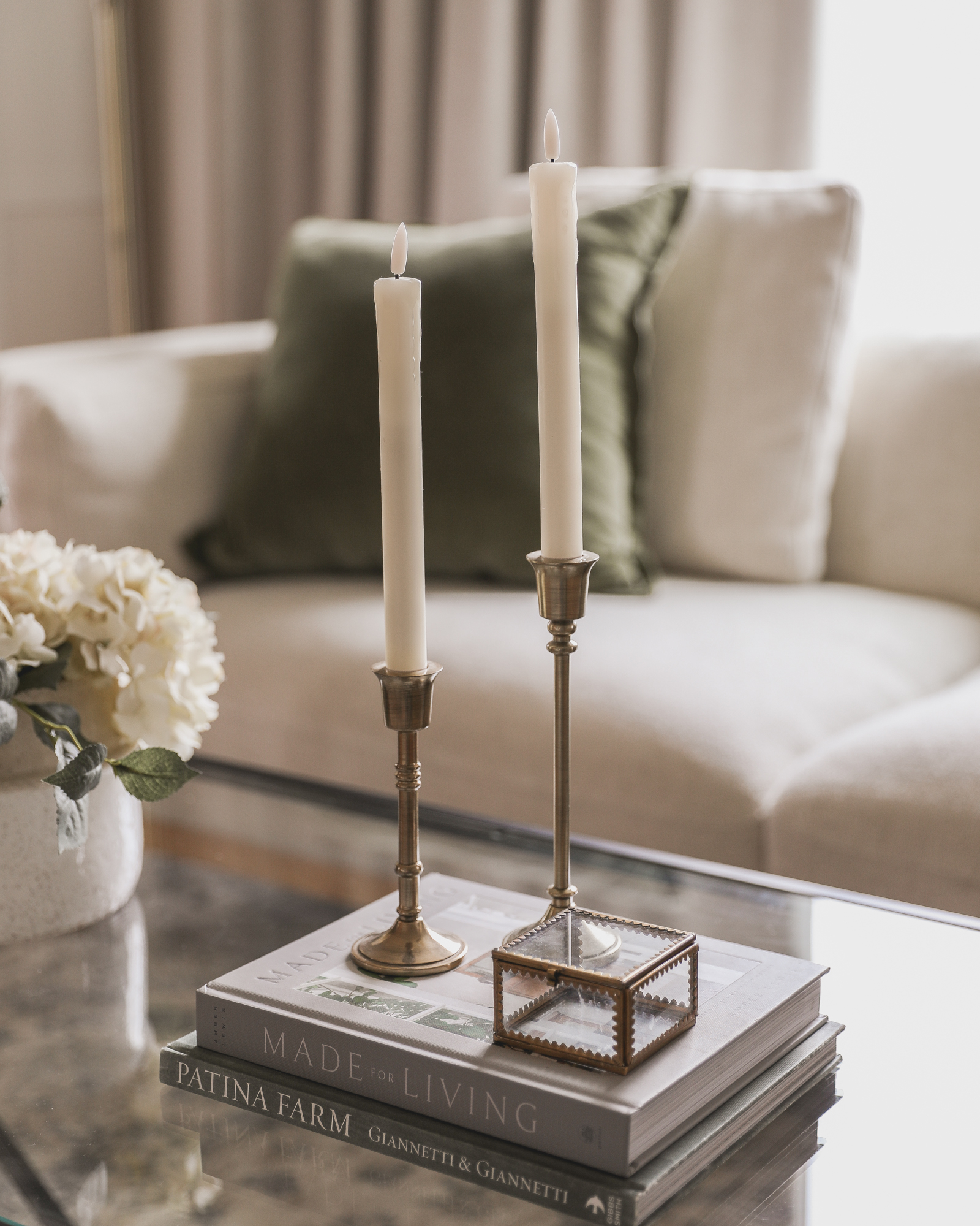 Candle light is such good way to create a cozy home, but when an open flame isn't the best option, try these flameless options from blogger and interior decorator Liz Fourez