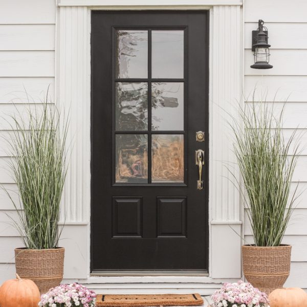 10 Simple Ways to Decorate Your Porch for Fall