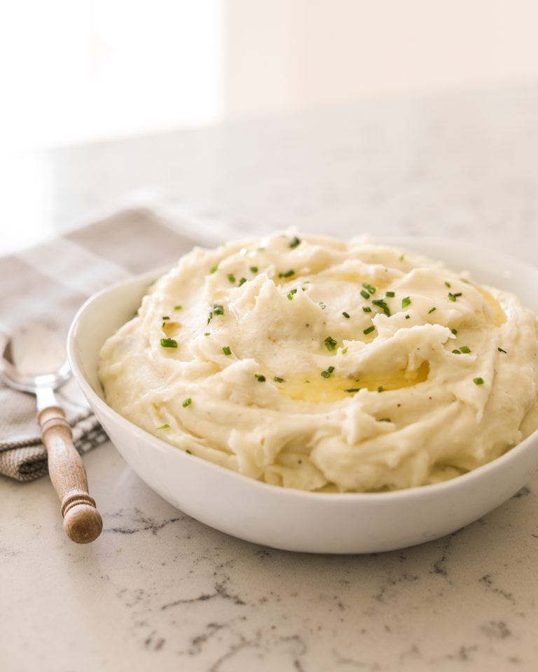 Perfect Creamy Mashed Potatoes - Love Grows Wild