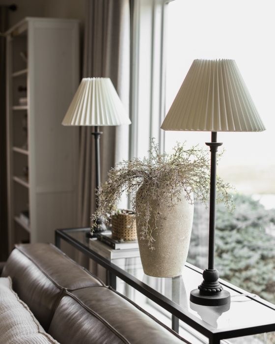 living/dining room subtly decorated for fall