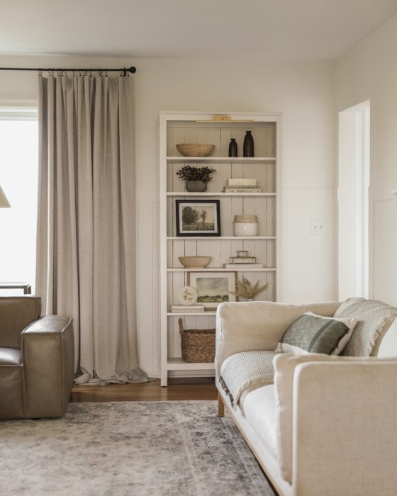 living/dining room subtly decorated for fall