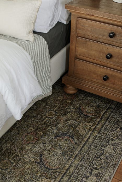 How to Balance White Walls